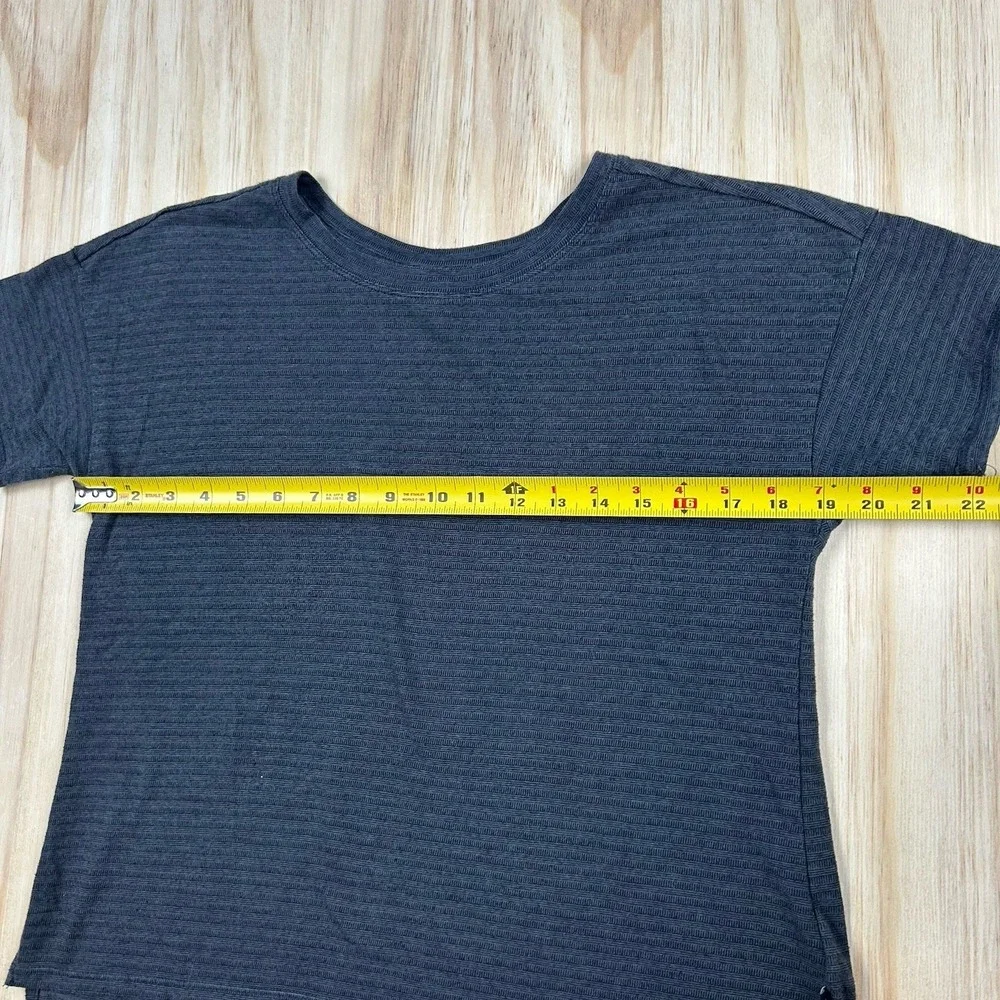 The North Face Women's‎ Small High Low Knit T Shirt Boxy Gray Essentials - Picture 6 of 9